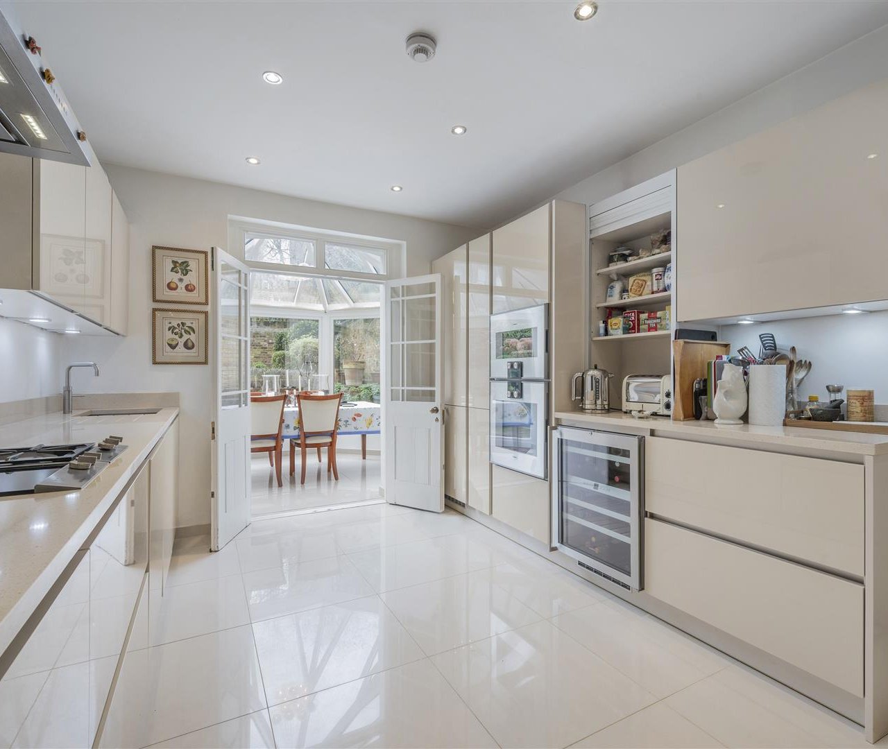 Buckland Crescent, Belsize Park, NW3 5DX