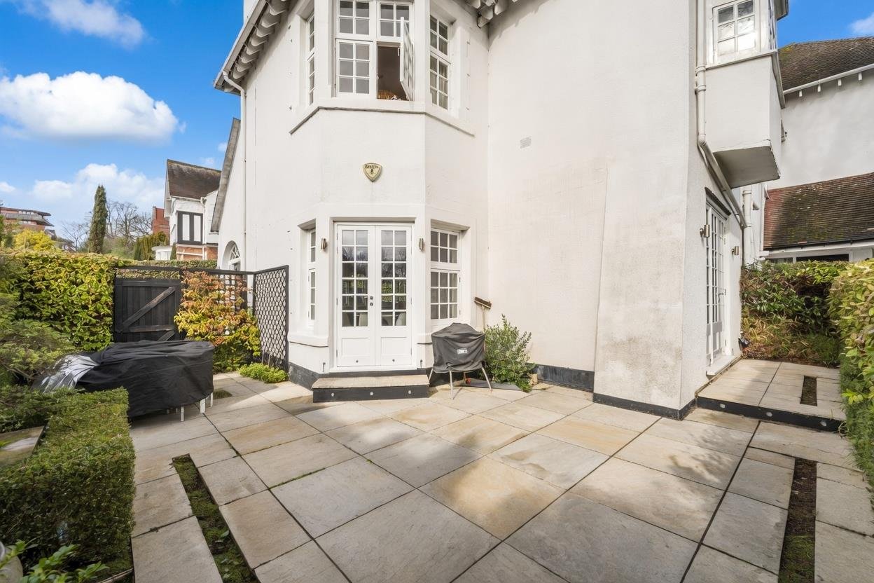 Kidderpore Avenue, Hampstead, NW3 7SP