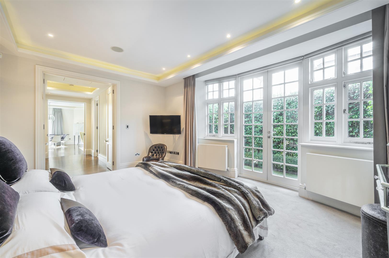 Kidderpore Avenue Hampstead NW3 7SP