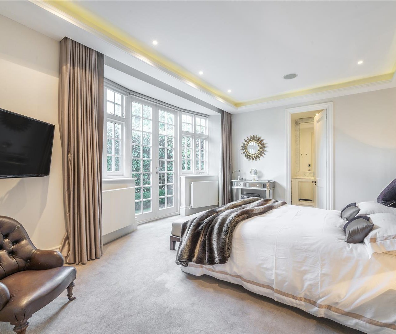 Kidderpore Avenue Hampstead NW3 7SP