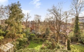 Lindfield Gardens, Hampstead, NW3 6PX