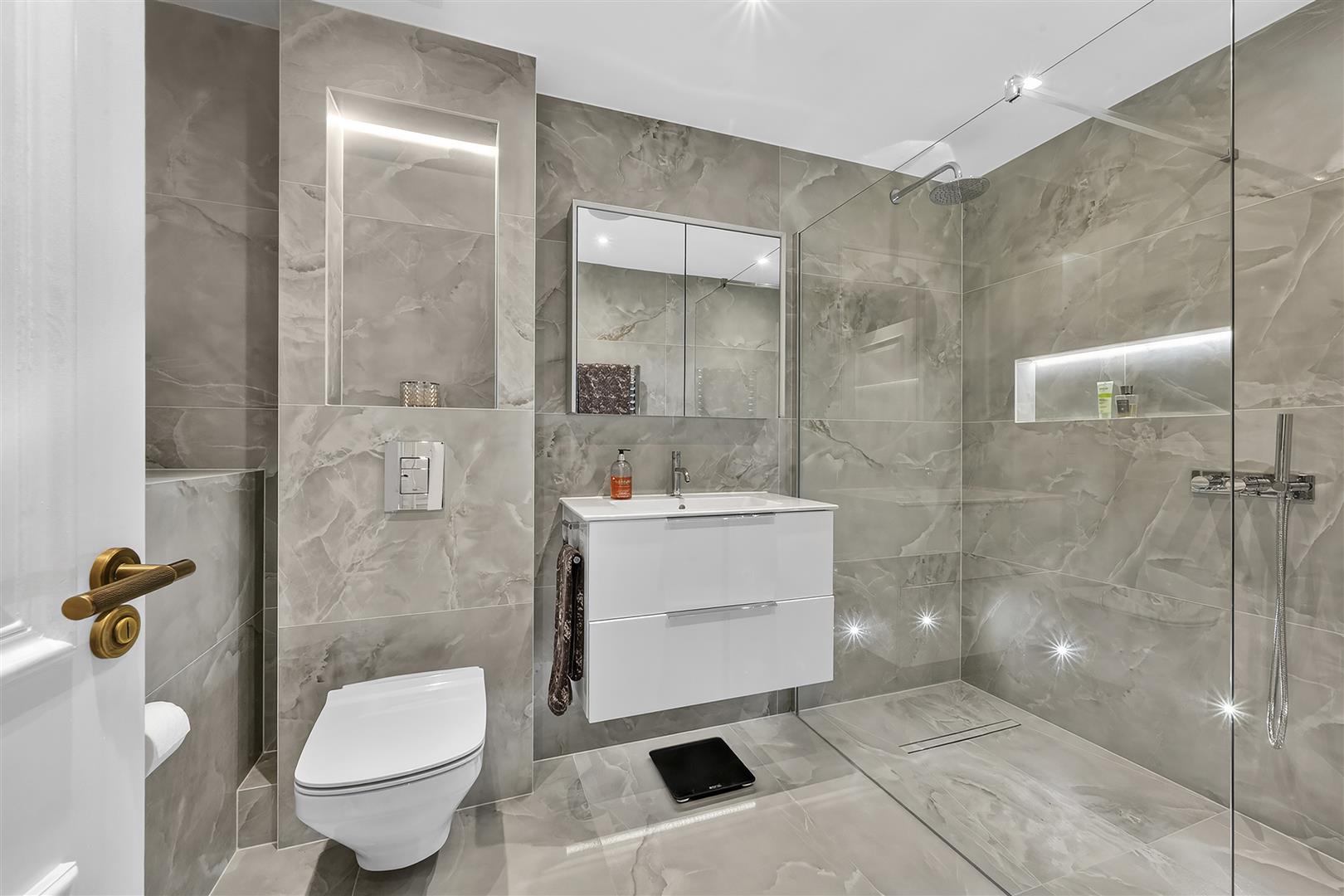Lindfield Gardens, Hampstead, NW3 6PX