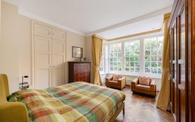 Templewood Avenue Hampstead NW3 7UY