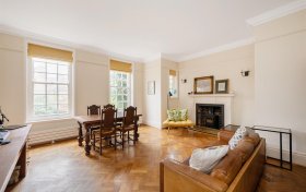 Templewood Avenue Hampstead NW3 7UY