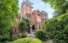 Fitzjohn’s Avenue Hampstead NW3 6PH