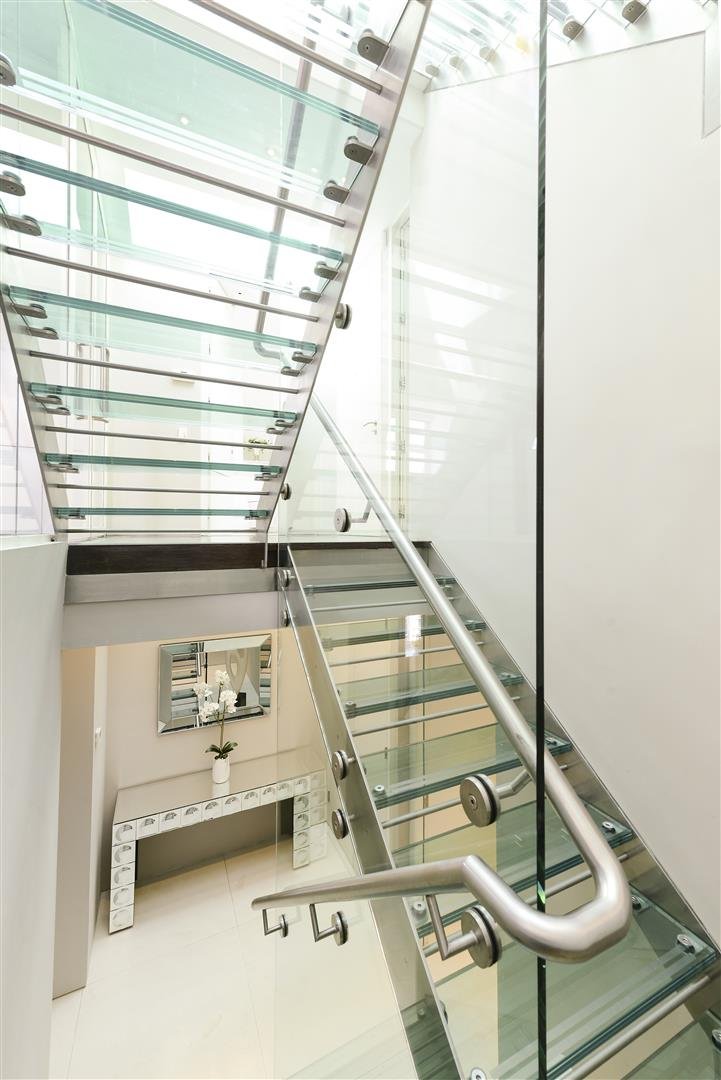 St Johns Wood Park St Johns Wood NW8 6NH