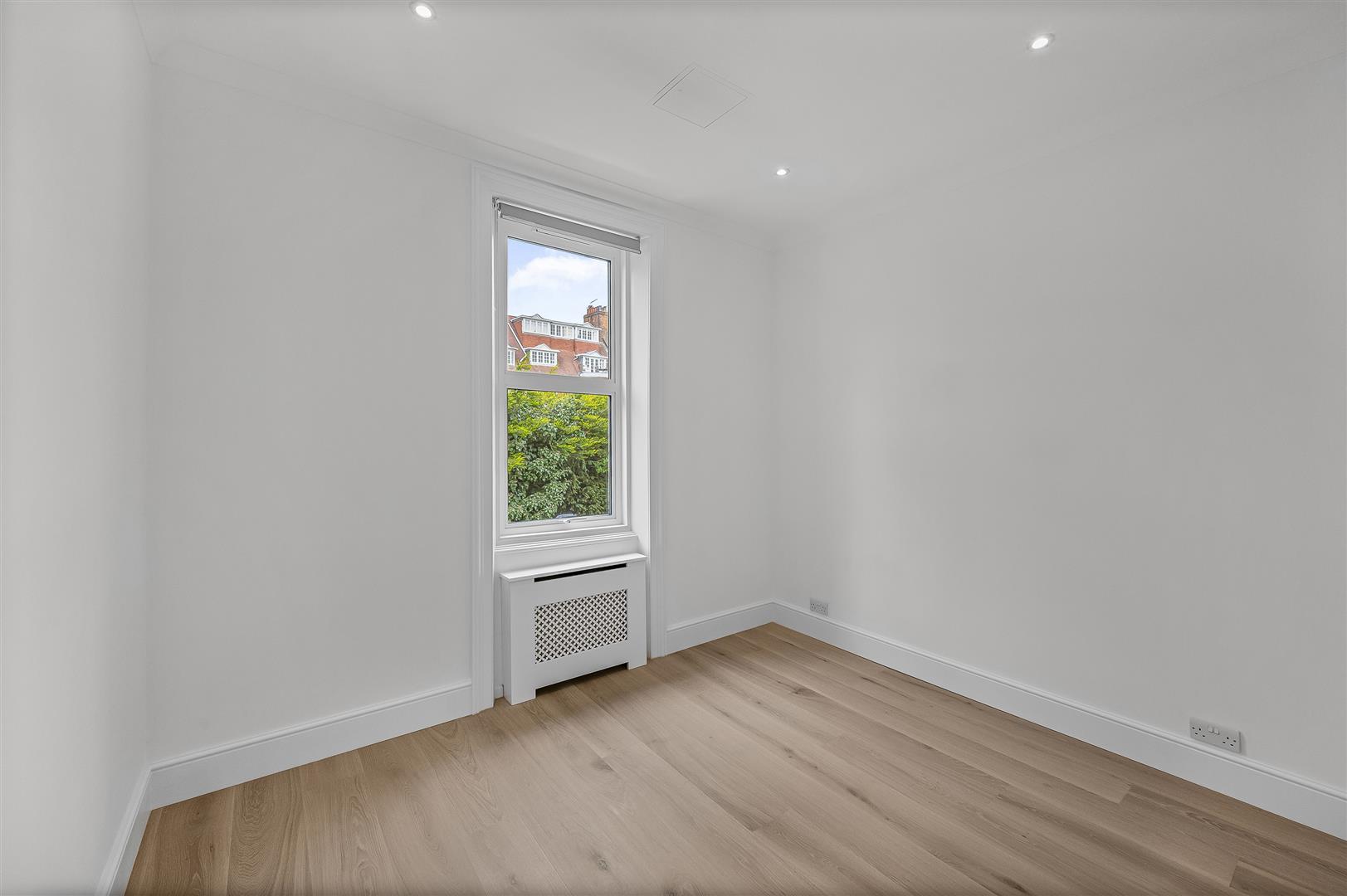 Lyndhurst Gardens, London, NW3 5NS