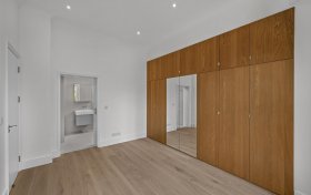 Lyndhurst Gardens, London, NW3 5NS