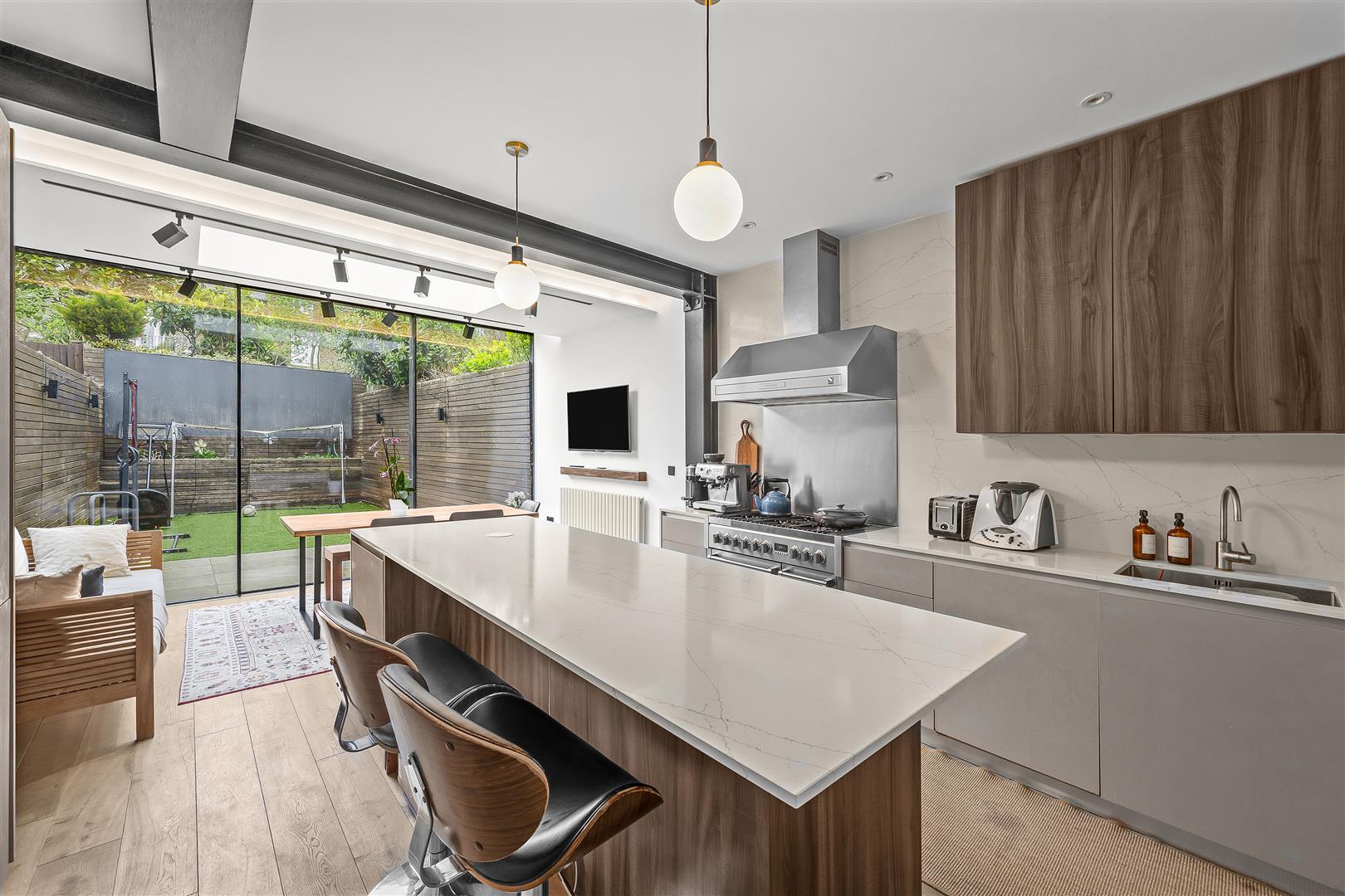 Ingham Road, West Hampstead, NW6 1DE