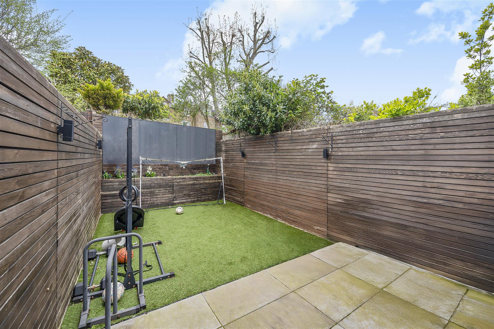 Ingham Road, West Hampstead, NW6 1DE