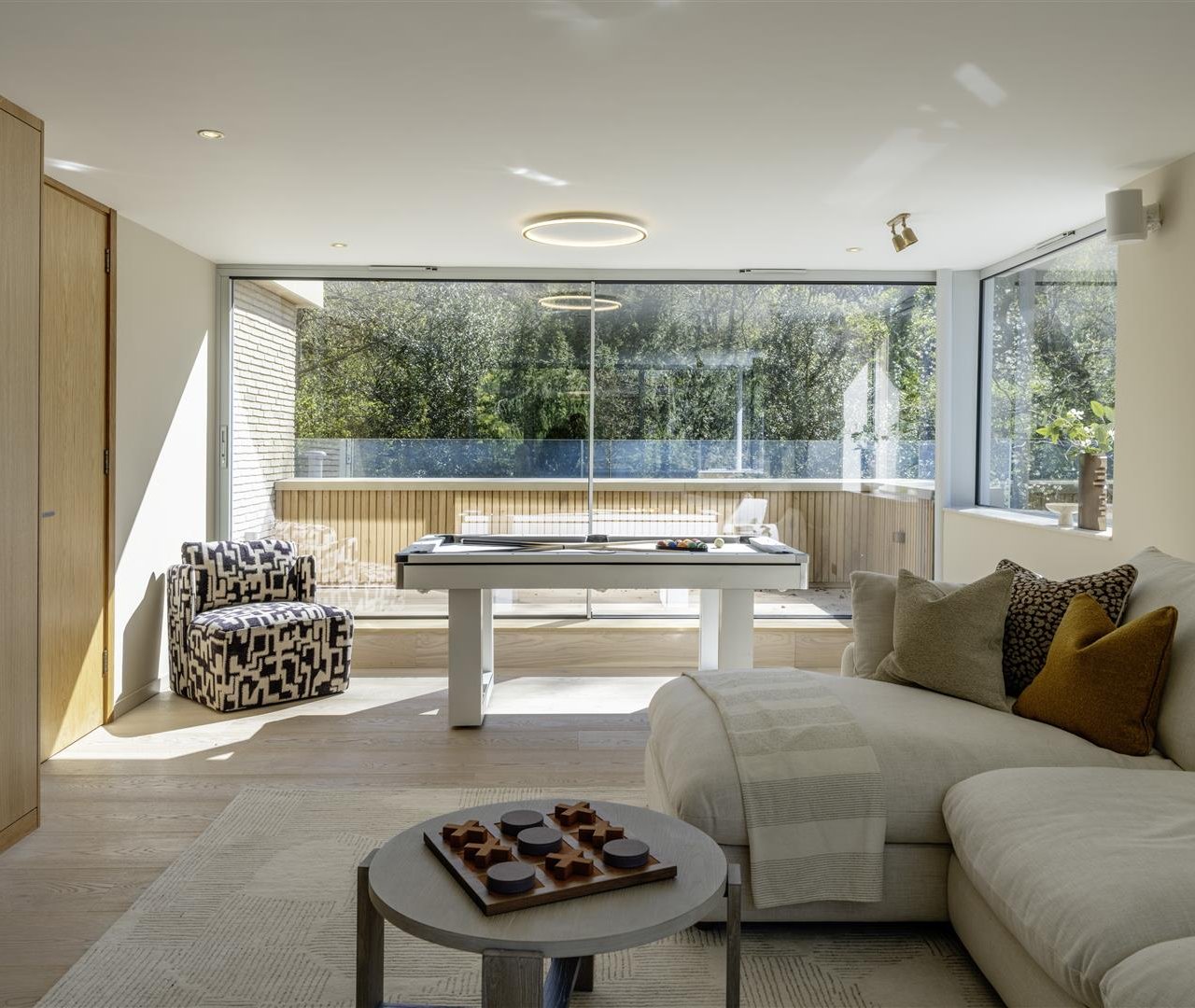 Beechworth Close, Hampstead, NW3 7UT