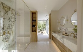 Beechworth Close, Hampstead, NW3 7UT