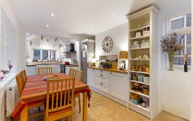 Lyndale Avenue Childs Hill NW2 2QD