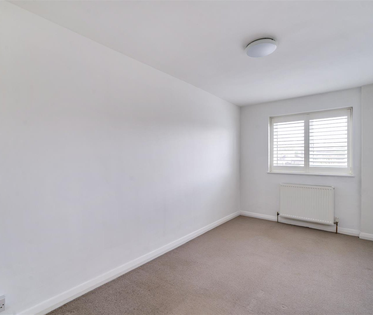 Fairfax Road Swiss Cottage NW6 4EP