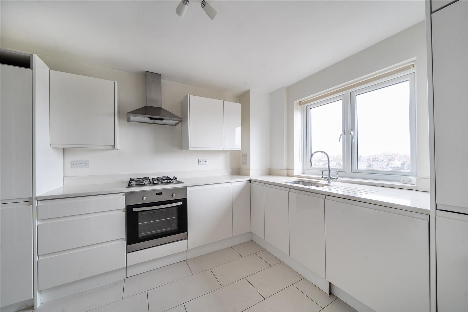 Fairfax Road Swiss Cottage NW6 4EP