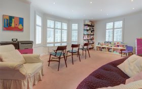Meadway Close, Hampstead Garden Suburb, NW11 7BH