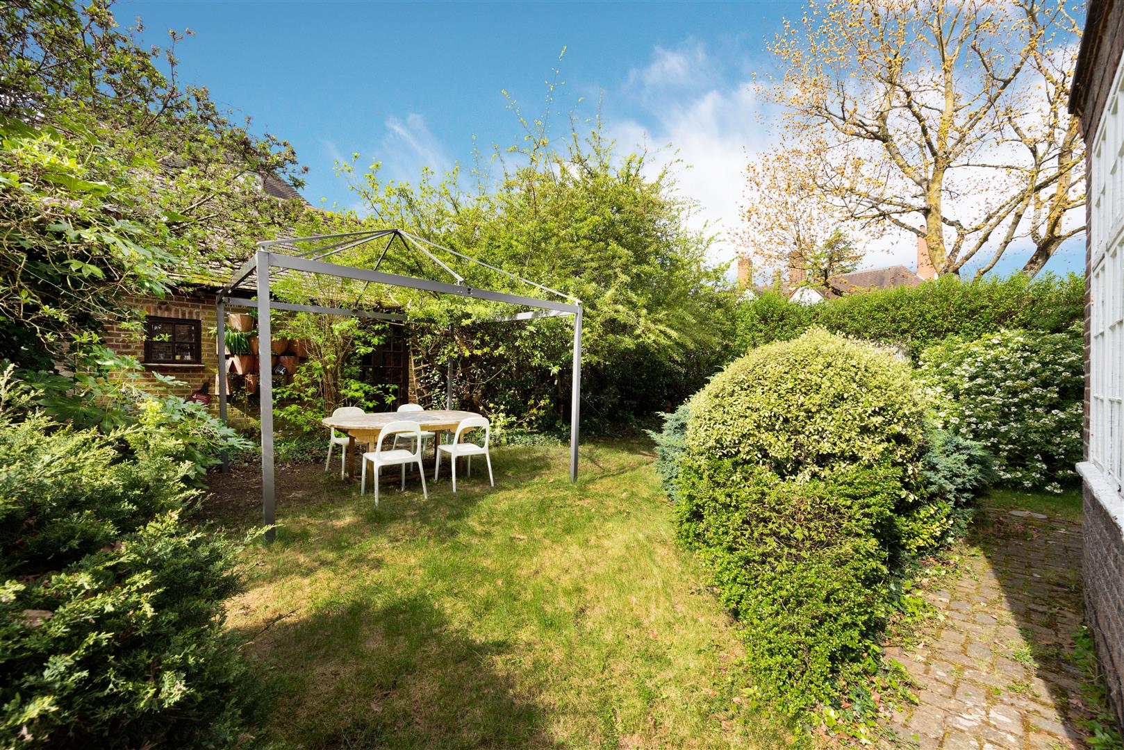 Meadway Close, Hampstead Garden Suburb, NW11 7BH