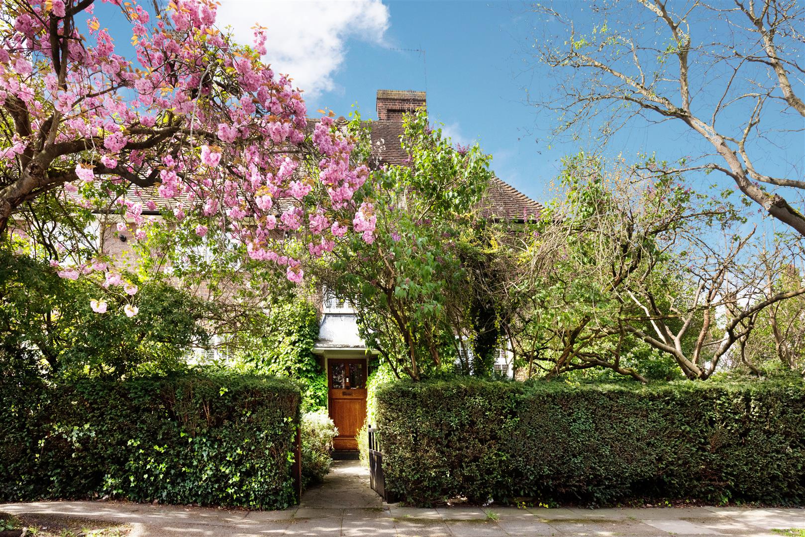 Meadway Close, Hampstead Garden Suburb, NW11 7BH