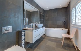 Meadway Close, Hampstead Garden Suburb, NW11 7BH