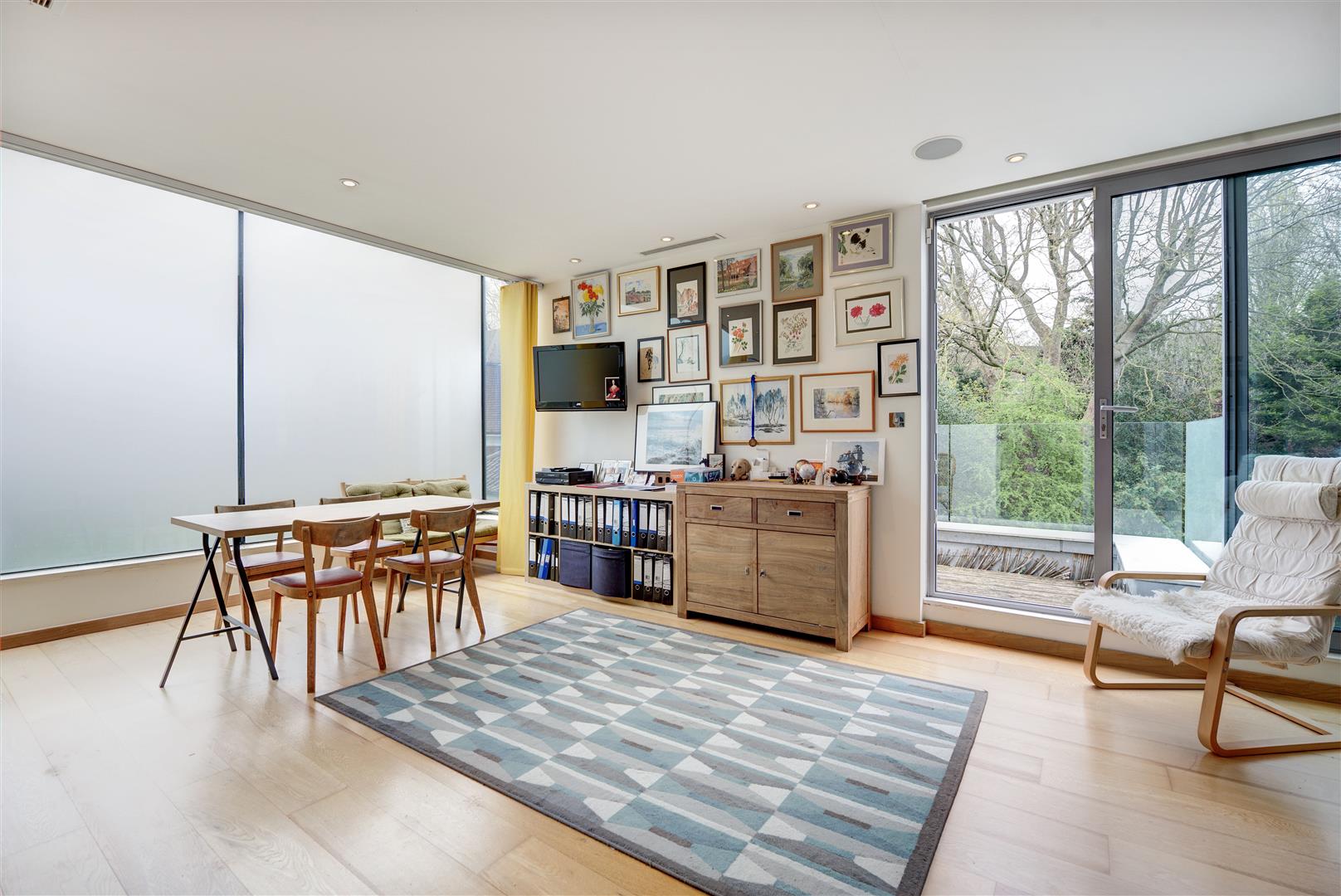 Redington Road, Hampstead, NW3 7RG