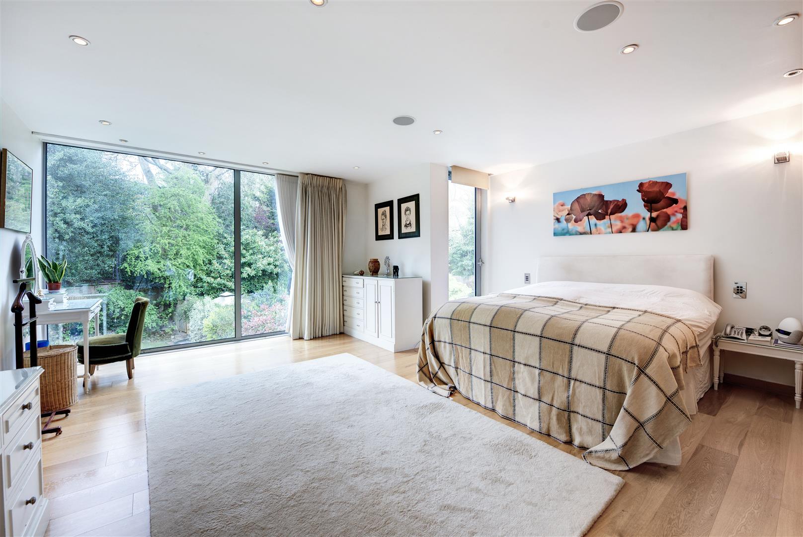 Redington Road, Hampstead, NW3 7RG