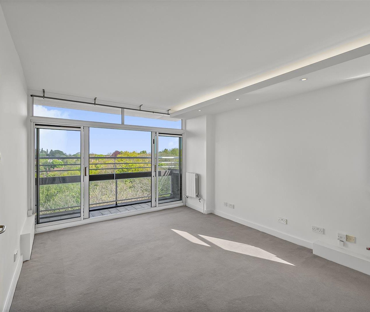 Oak Hill Park, Hampstead, NW3 7LH