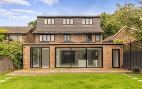 West Heath Gardens, Hampstead, NW3 7TR