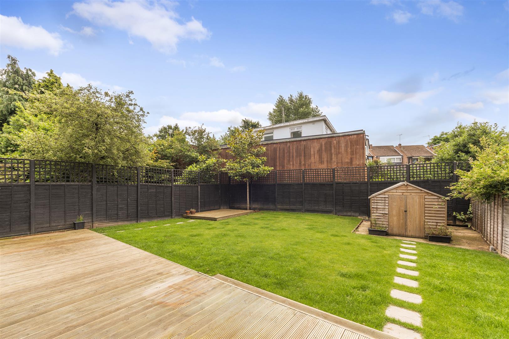 West Heath Gardens, Hampstead, NW3 7TR