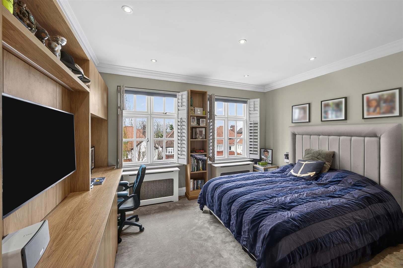 West Heath Road, London, NW3 7TN