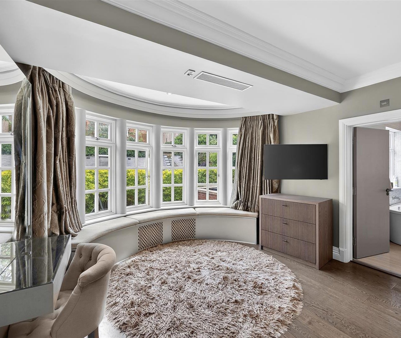 West Heath Road, London, NW3 7TN