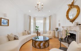 Hocroft Road, The Hocrofts, NW2 2BL