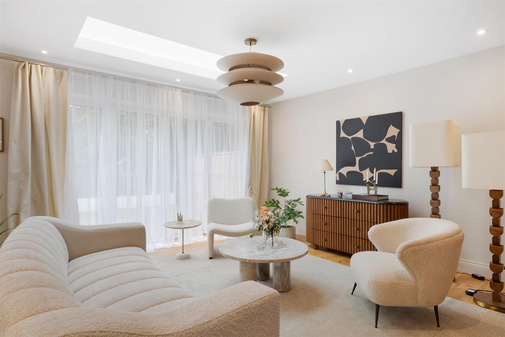 Hocroft Road, The Hocrofts, NW2 2BL