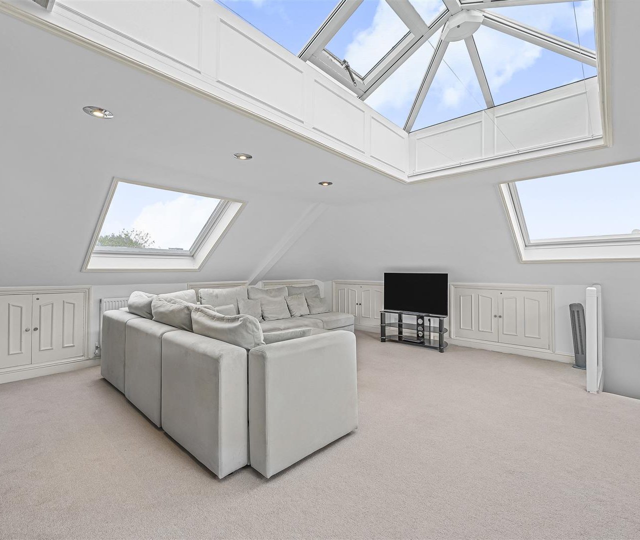 Parkhill Road, Belsize Park, NW3 2YH