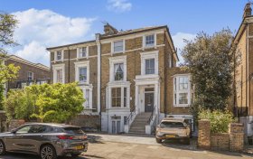 Parkhill Road, Belsize Park, NW3 2YH