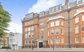 Church Row, Hampstead Village, NW3 6UR