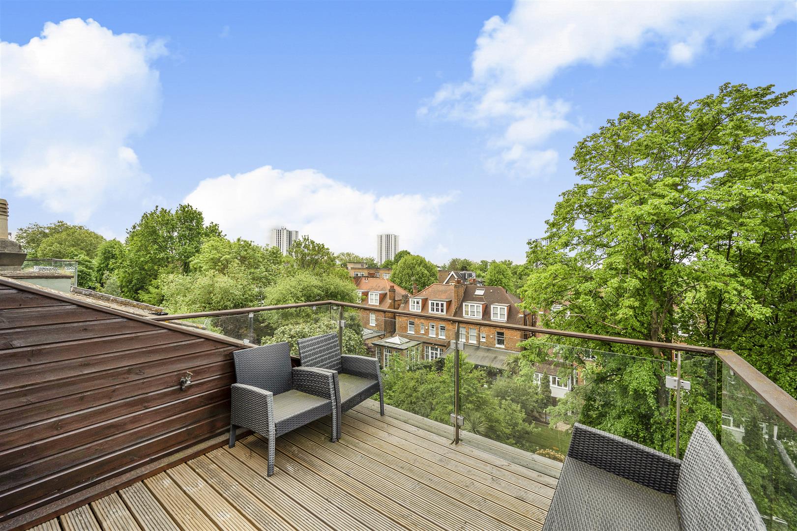 Belsize Park Gardens, Belsize Park, NW3 4JJ
