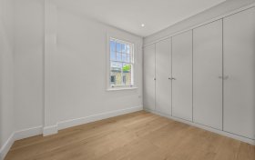 Belsize Lane, Belsize Park, NW3 5BB