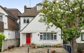 The Park, Golders Green, NW11 7SU