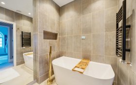 Redington Gardens, London, NW3 7SA