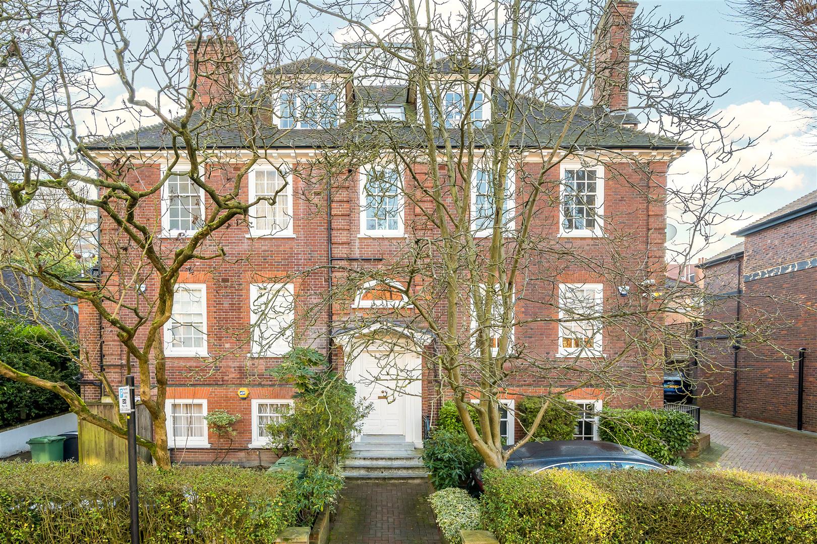 Redington Gardens, London, NW3 7SA
