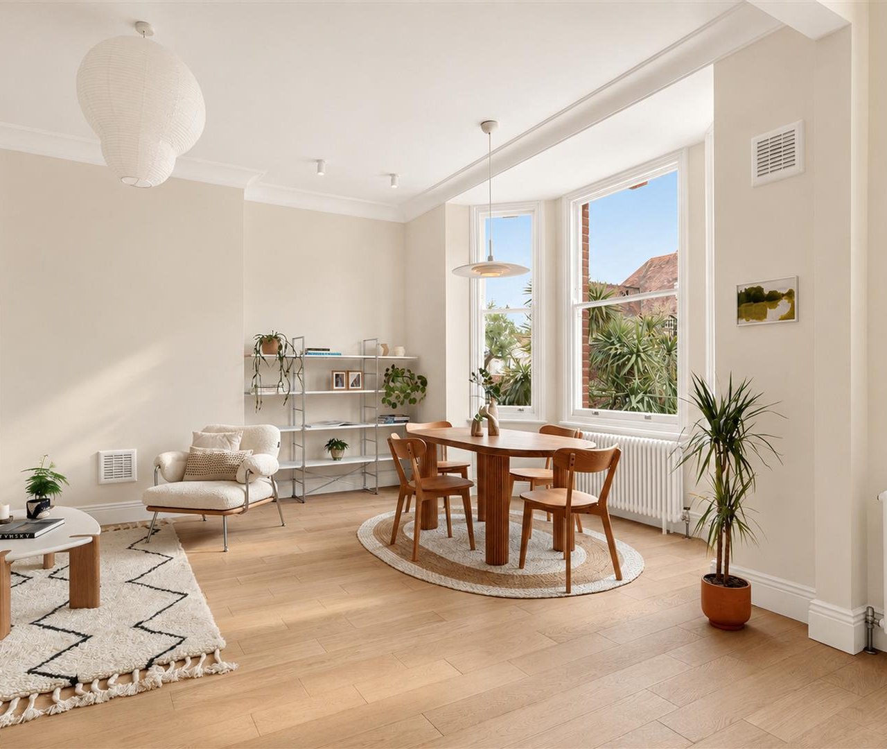 Frognal, Hampstead, NW3 6AG