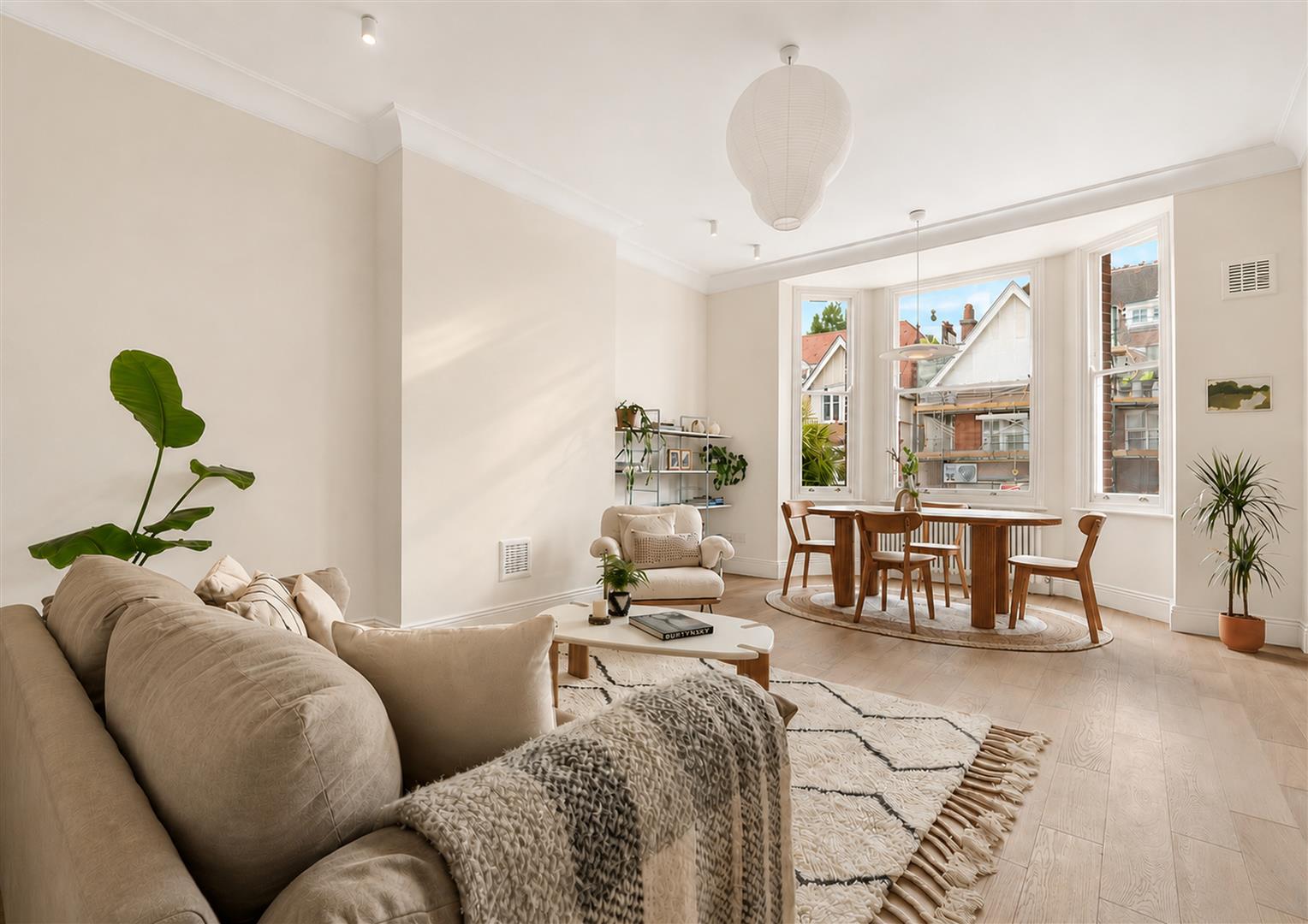 Frognal, Hampstead, NW3 6AG