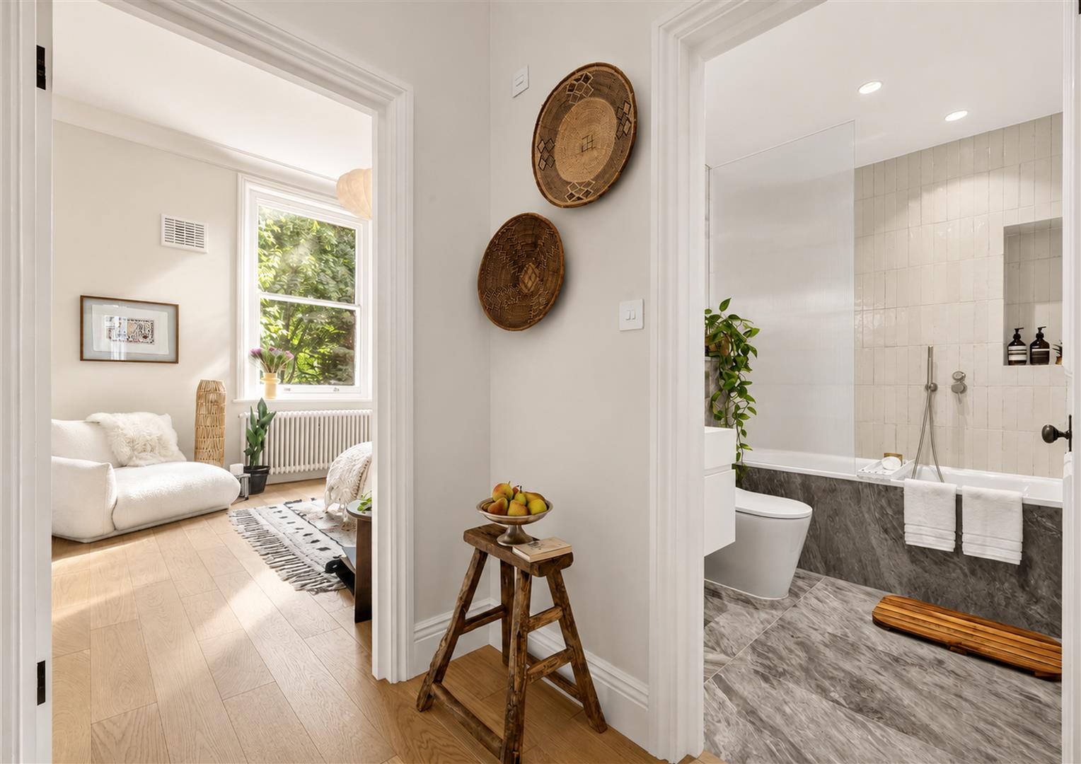 Frognal, Hampstead, NW3 6AG