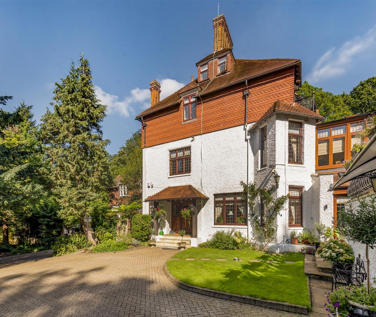 North End Avenue, Hampstead, NW3 7HP