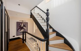 Frognal Gardens, Hampstead Village, NW3 6UX