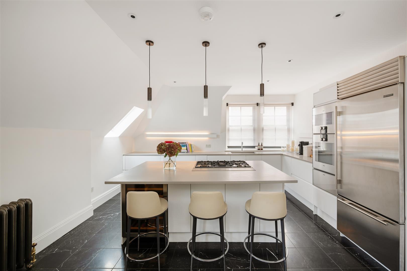 Frognal Gardens, Hampstead Village, NW3 6UX