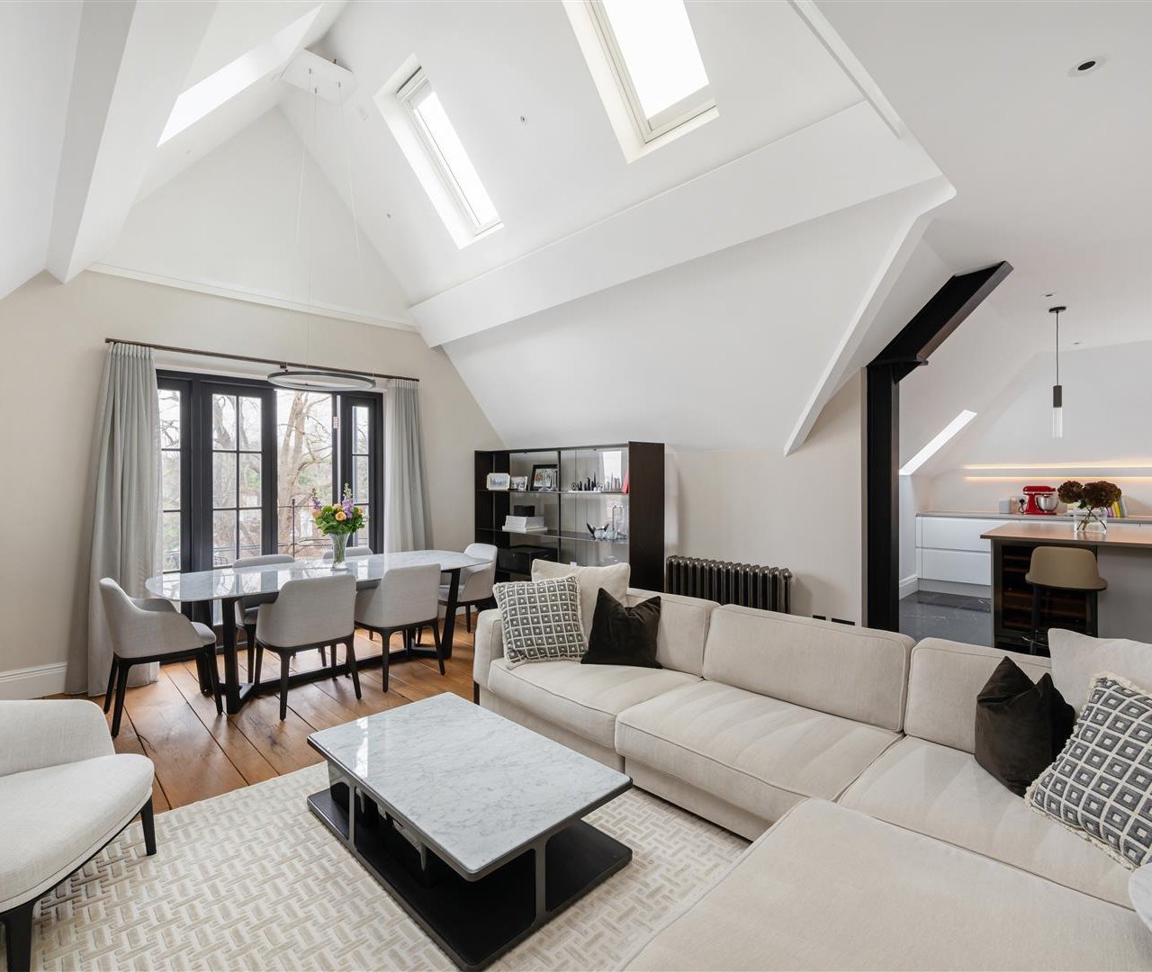 Frognal Gardens, Hampstead Village, NW3 6UX