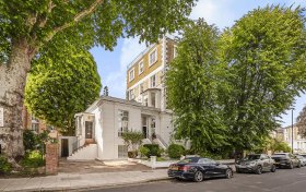 Upper Park Road, Belsize Park, NW3 2UN