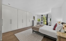 Lindfield Gardens, London, NW3 6PX