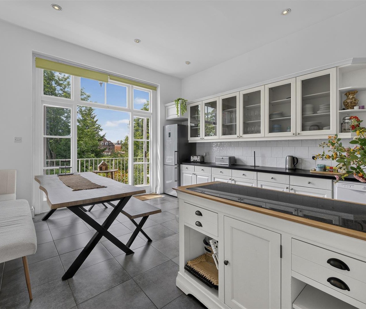 Lindfield Gardens, London, NW3 6PX
